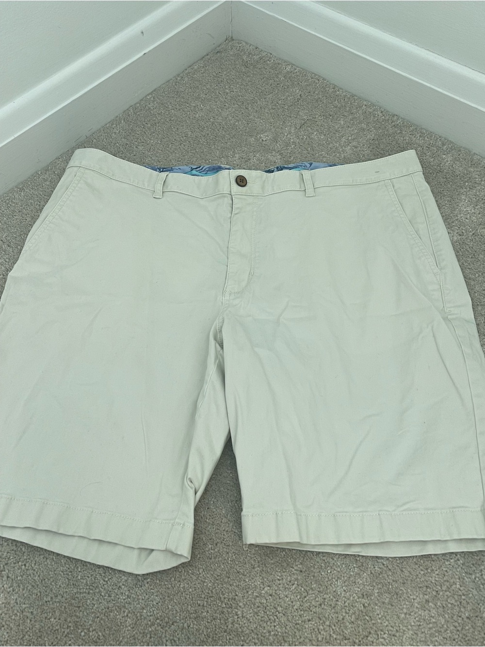 Tommy Bahama Cream Flat Front Men's Shorts